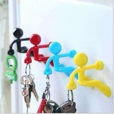 Magnetische poppetjes met magneten met sleutelbos