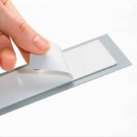 Zelfklevend metaalstrip