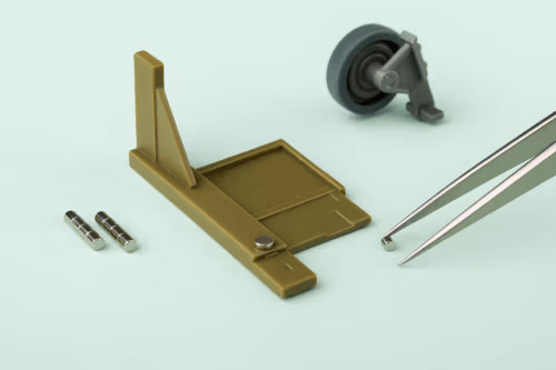 Fotorealistische uitgelichte afbeelding van kleine neodymium modelbouwmagneten. Perfect voor miniatuurprojecten, schaalmodellen en precisietoepassingen. Past in de huisstijl van MagneetjesWinkel.nl met zachte mintgroene achtergrond.